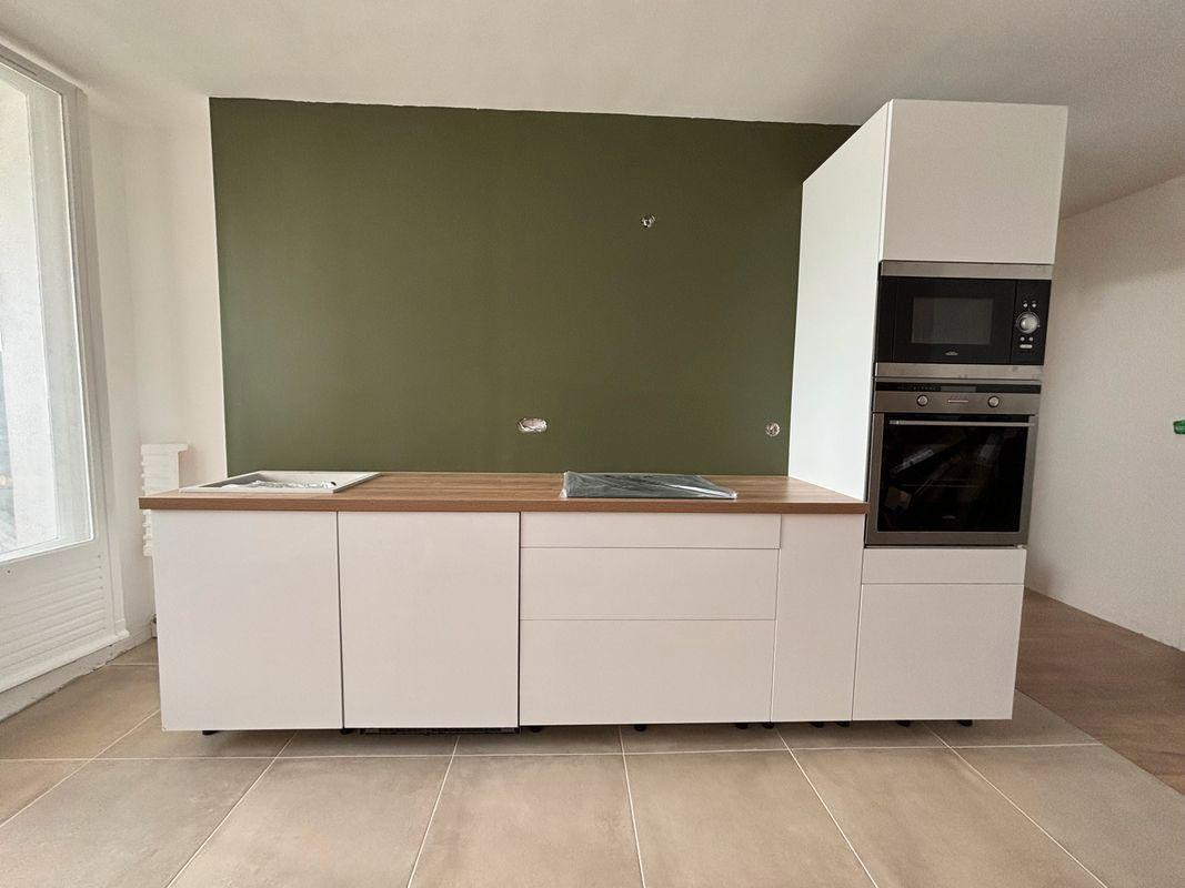 
                                                Colocation
                                                 Chambre dans appartement 4 pièces 75m²