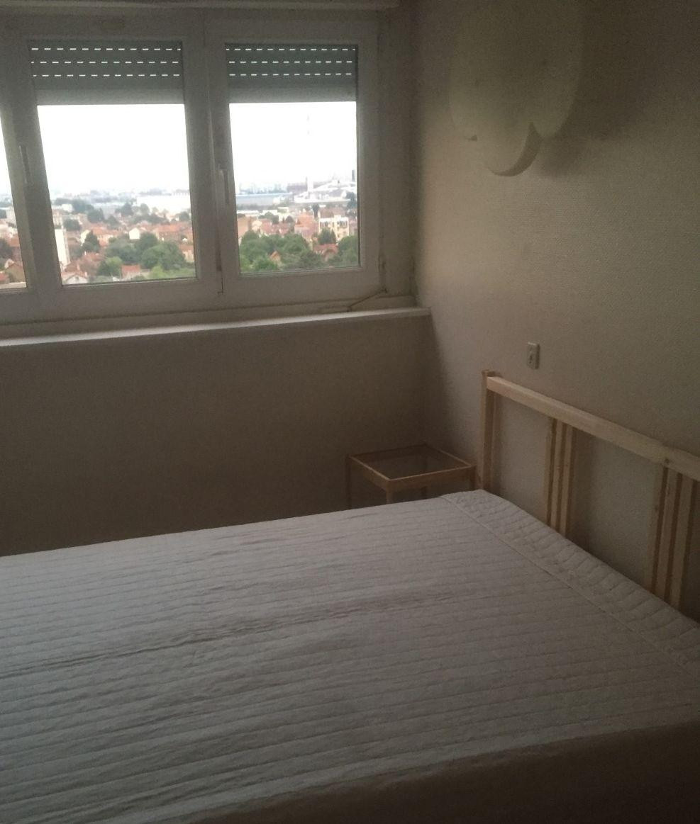 
                                                Colocation
                                                 Chambre dans appartement à Vitry
