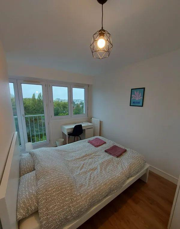 
                                                Colocation
                                                 Chambre dans belle coloc 84m2 à Brest