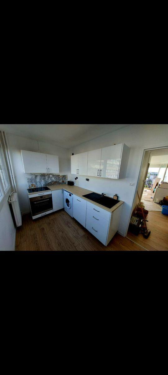 
                                                Colocation
                                                 Chambre dans belle colocation T4 de 78 m² meublée