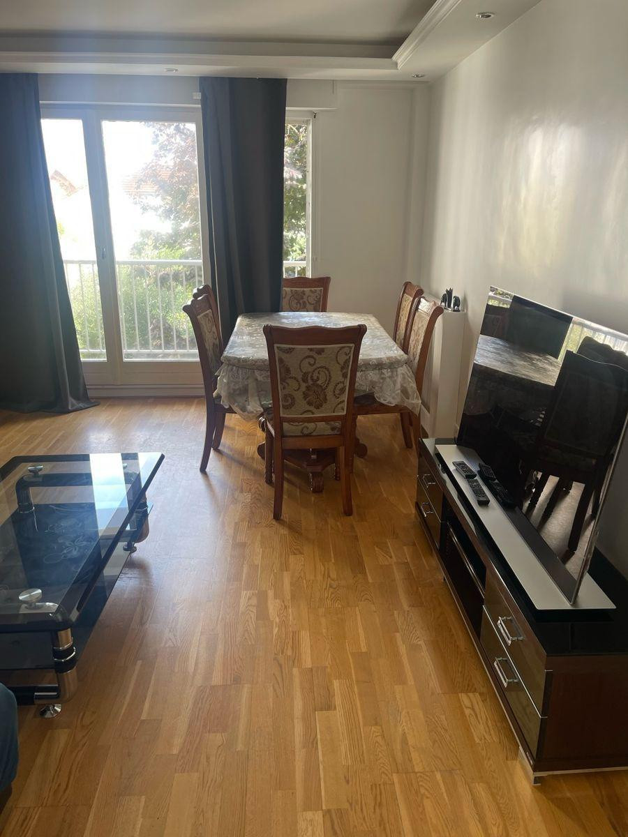 
                                                Colocation
                                                 Chambre dans coloc 4P meublée 75m²