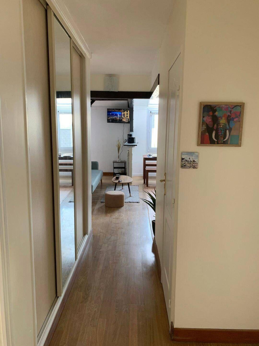 
                                                Colocation
                                                 Chambre dans coloc 68m² à Cergy (3 personnes)
