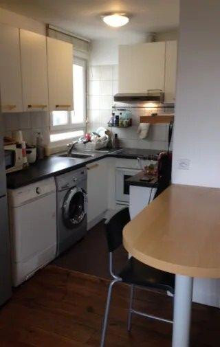 
                                                Colocation
                                                 Chambre dans coloc féminine appartement tranquille