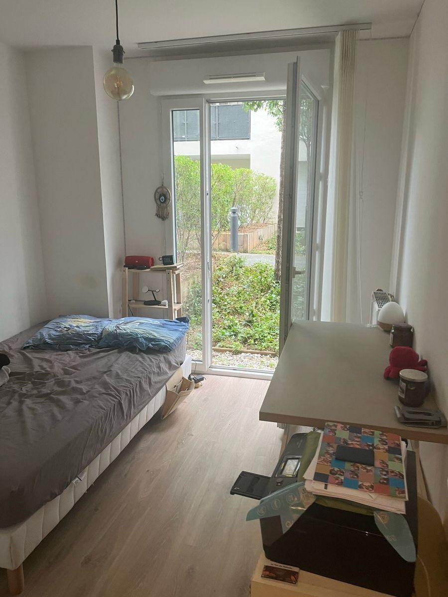 
                                                Colocation
                                                 Chambre dans coloc meublée 55m²