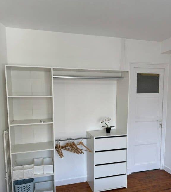 
                                                Colocation
                                                 Chambre dans coloc T5 105m² meublé refaite à neuf