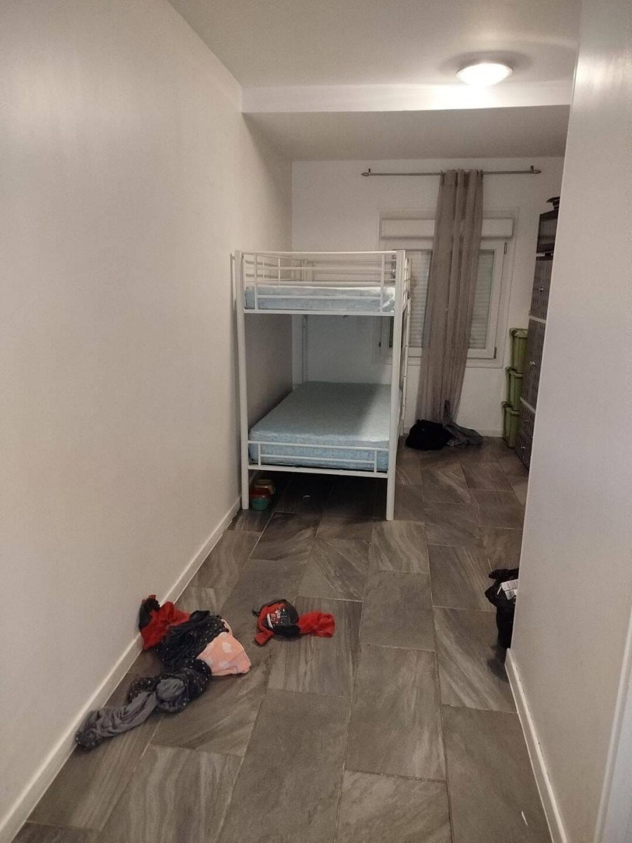 
                                                Colocation
                                                 Chambre dans colocation 180 m²