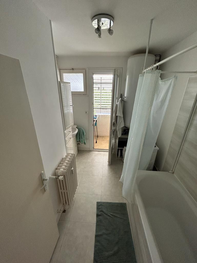 
                                                Colocation
                                                 Chambre dans colocation Angers