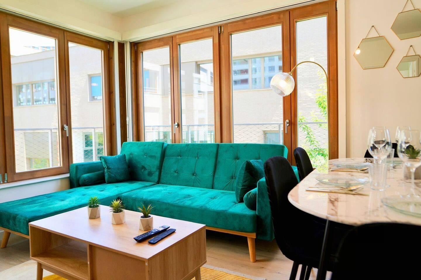 
                                                Colocation
                                                 Chambre dans colocation neuve localisation idéale