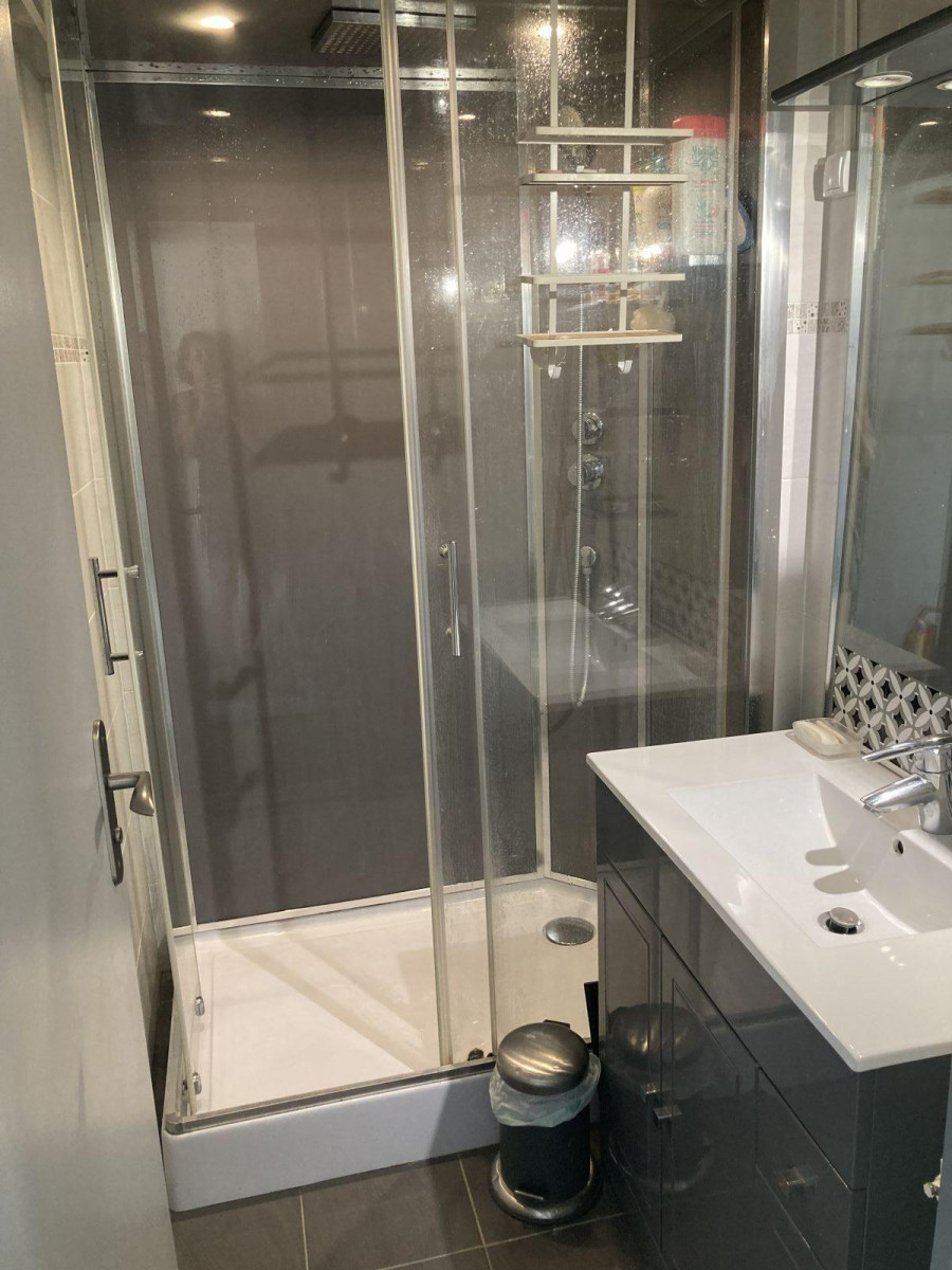 
                                                Colocation
                                                 Chambre dans Duplex Pessac Noès