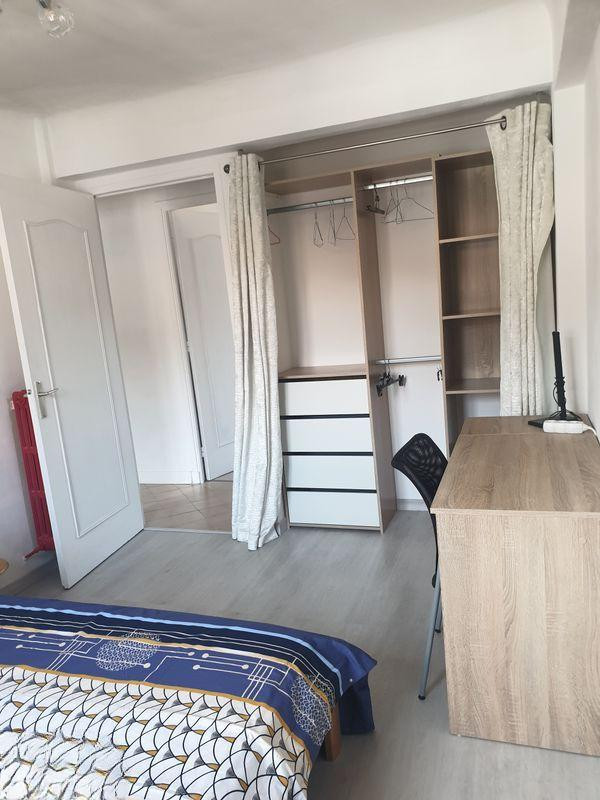 
                                                Colocation
                                                 Chambre dans jolie 5 pièces au pied de la Fac