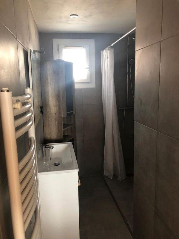 
                                                Colocation
                                                 Chambre dans jolie 5 pièces au pied de la Fac