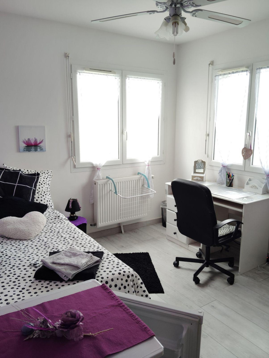 
                                                Colocation
                                                 Chambre dans la nature et le calme