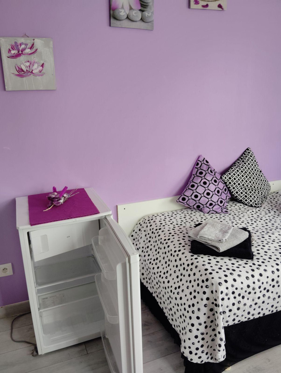 
                                                Colocation
                                                 Chambre dans la nature et le calme