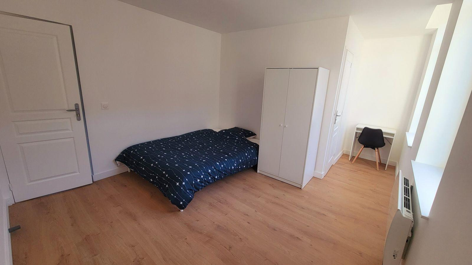 
                                                Colocation
                                                 Chambre dans magnifique coloc 113M2 à Roubaix