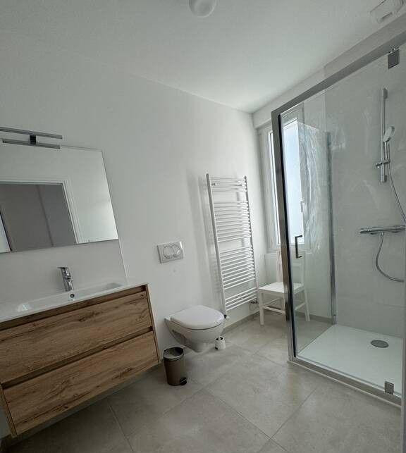 
                                                Colocation
                                                 Chambre dans maison 180 m² avec grand jardin