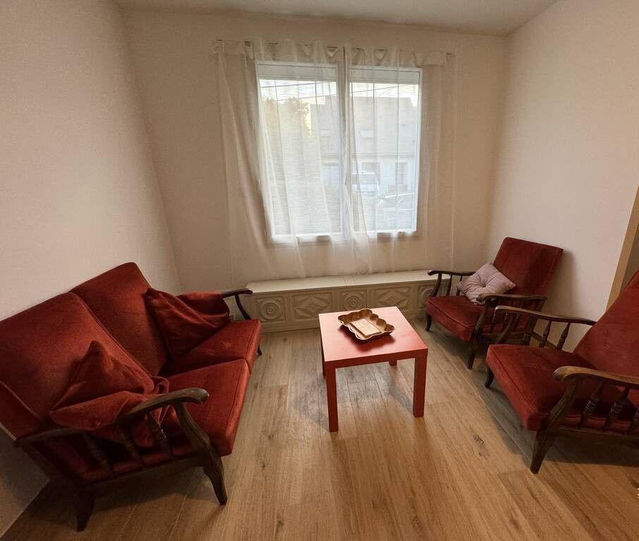 
                                                Colocation
                                                 Chambre dans maison 180 m² avec grand jardin