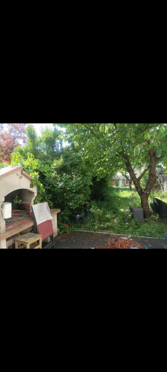 
                                                Location
                                                 Chambre dans maison avec jardin terrasse bbq !