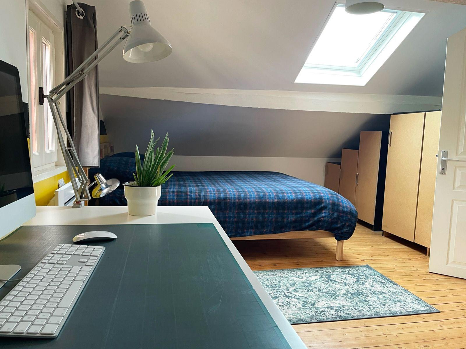 
                                                Colocation
                                                 Chambre dans Maison Colocation avec 95m2 + jardin