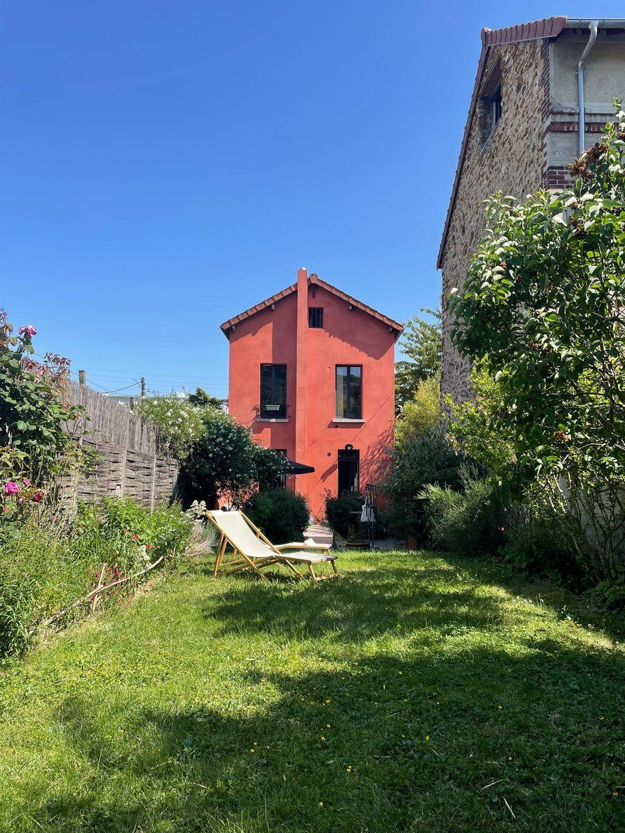 
                                                Colocation
                                                 Chambre dans Maison Colocation avec 95m2 + jardin