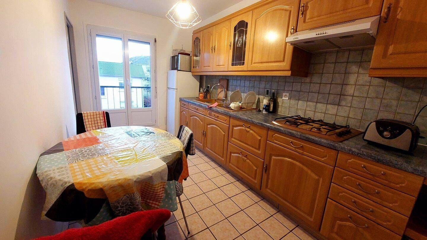 
                                                Location
                                                 Chambre dans T3- 55m² meublé Massy proche gare RER