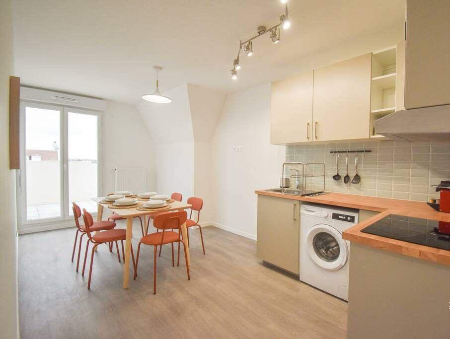 
                                                Colocation
                                                 Chambre dans une colocation 105 m² Le Blanc-Mesnil
