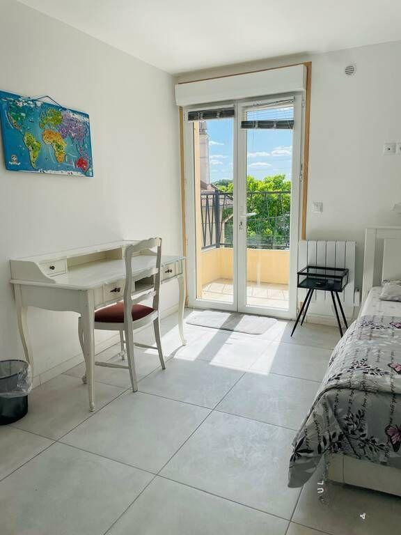 
                                                Colocation
                                                 Chambre dans une colocation 160 m² Draveil