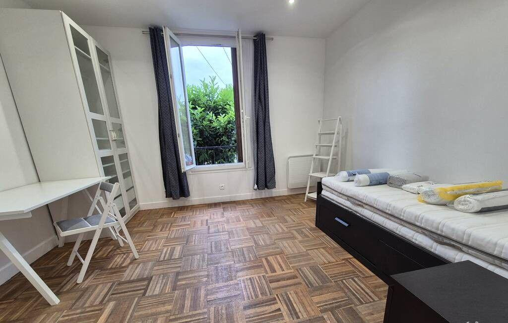 
                                                Colocation
                                                 Chambre dans une colocation 50 m² Villejuif