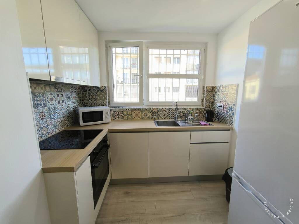 
                                                Colocation
                                                 Chambre dans une colocation 60 m²