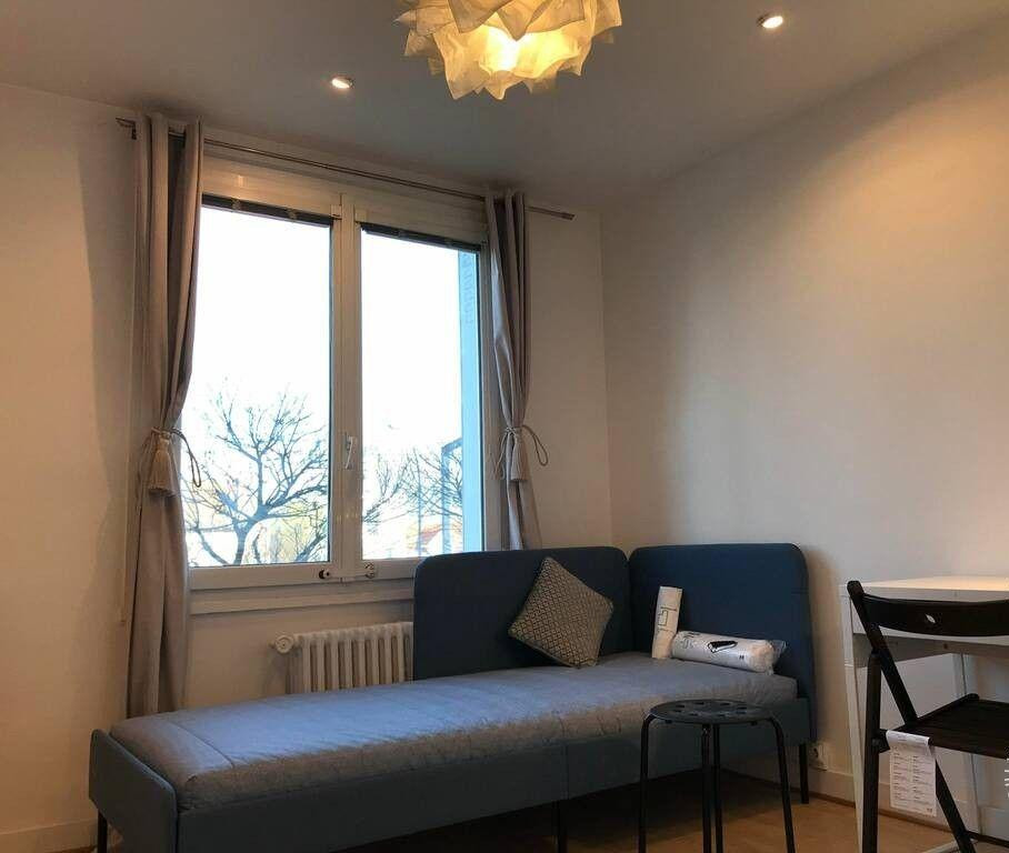 
                                                Colocation
                                                 Chambre dans une colocation 64 m² Sceaux