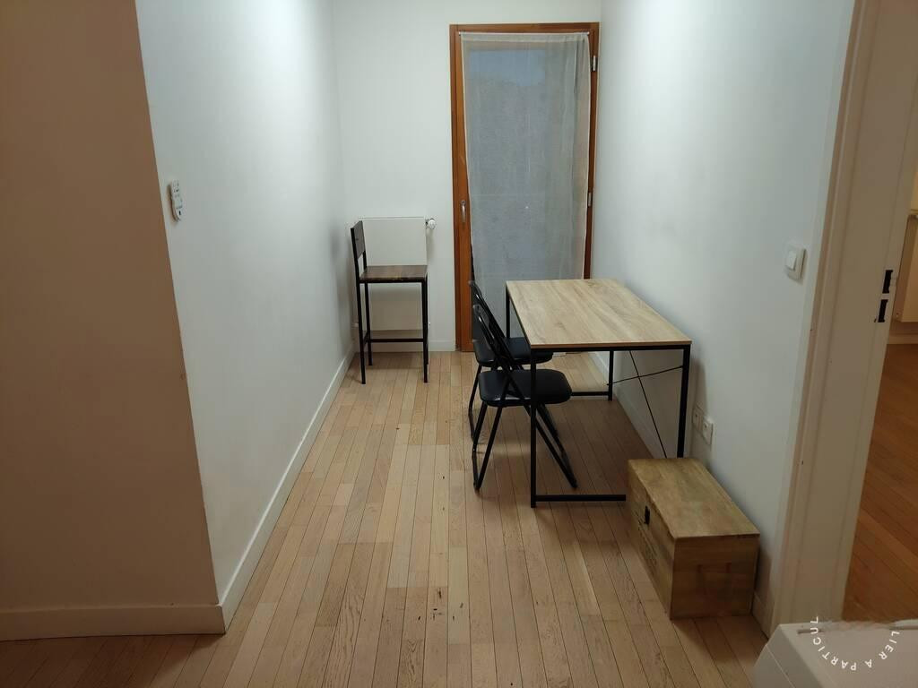 
                                                Colocation
                                                 Chambre dans une colocation 65 m² Paris 18