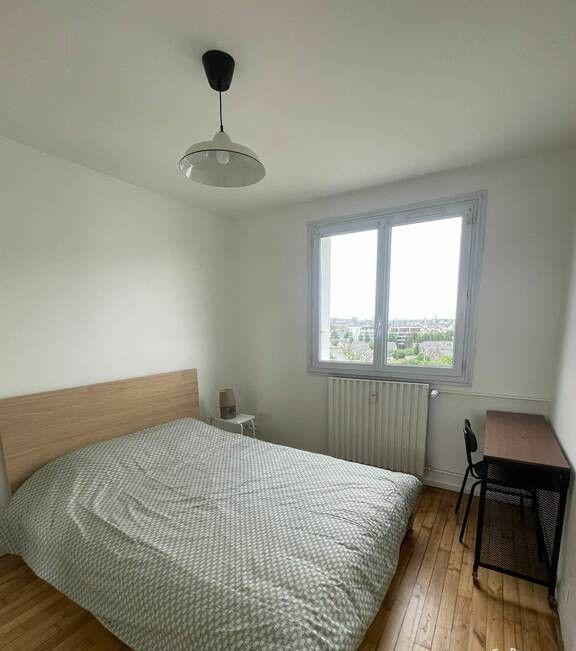 
                                                Colocation
                                                 Chambre dans une colocation 68 m²