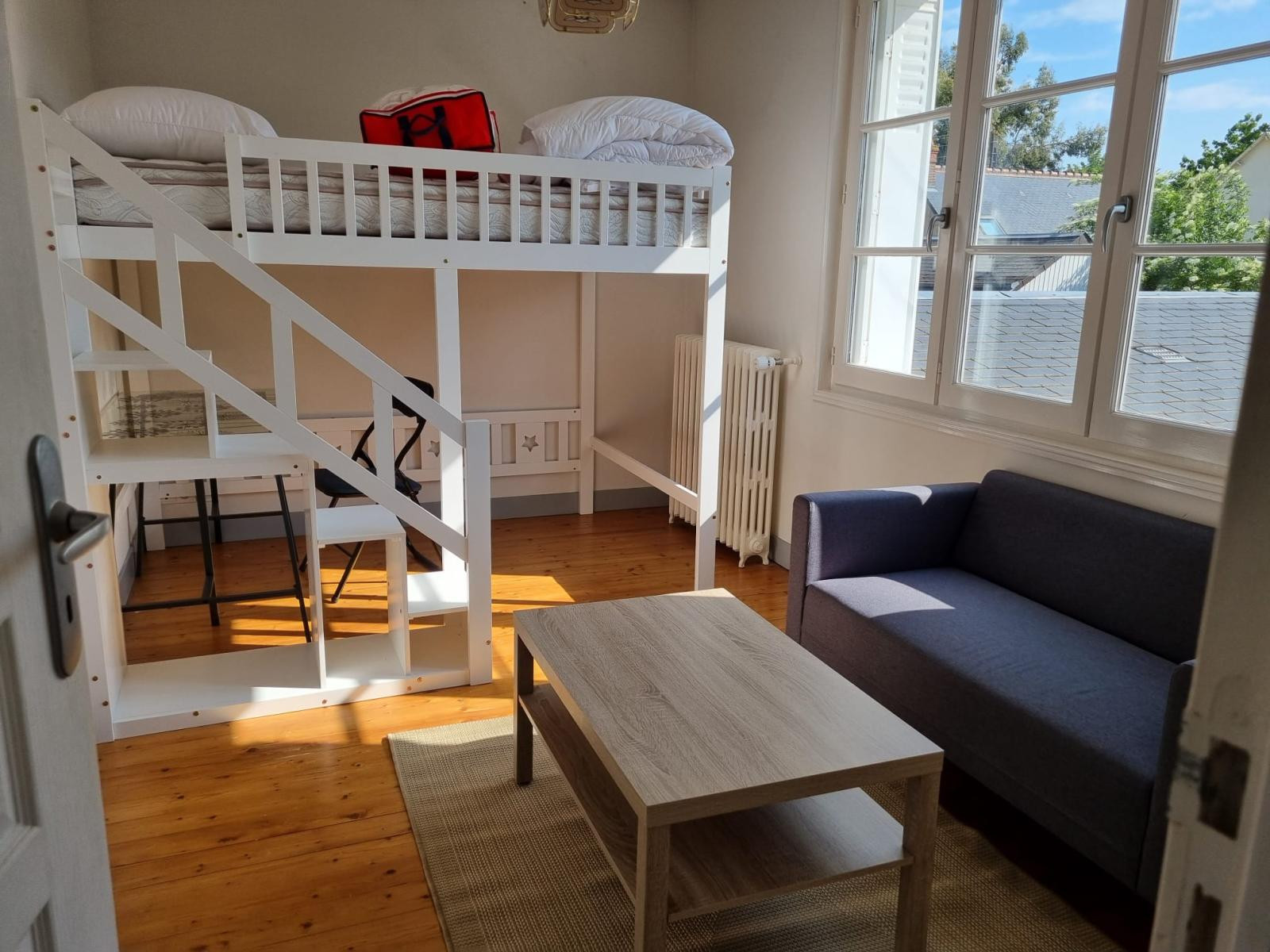 
                                                Colocation
                                                 Chambre dans une colocation