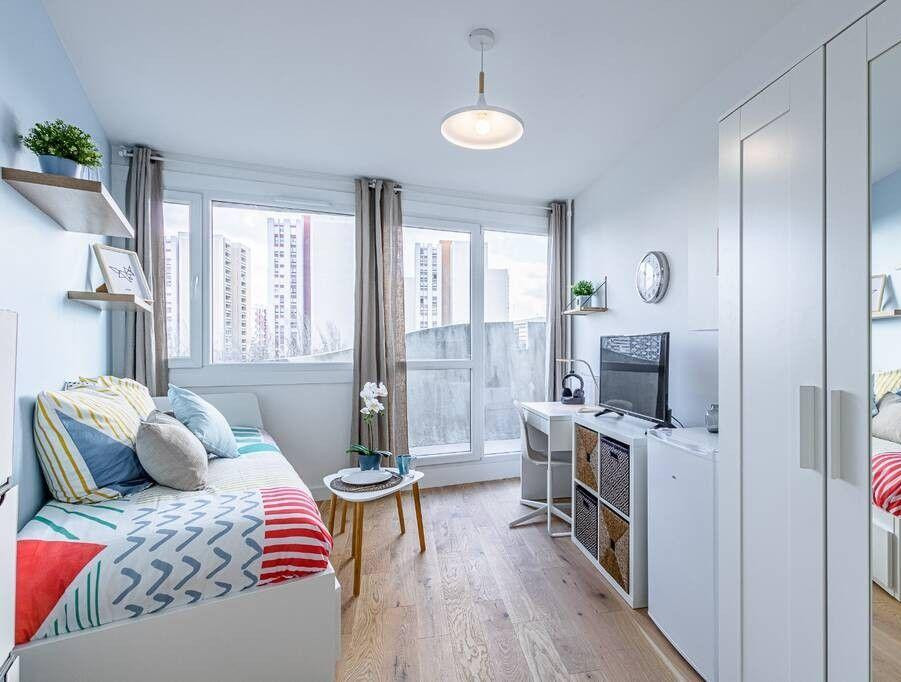 
                                                Colocation
                                                 Chambre dans une colocation 73 m² Créteil