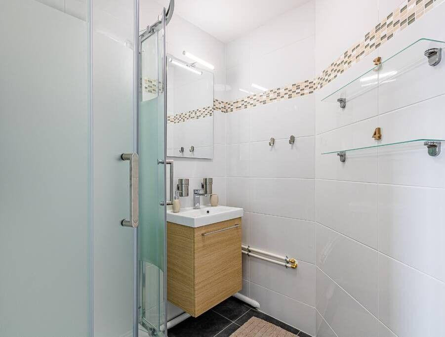 
                                                Colocation
                                                 Chambre dans une colocation 73 m² Créteil