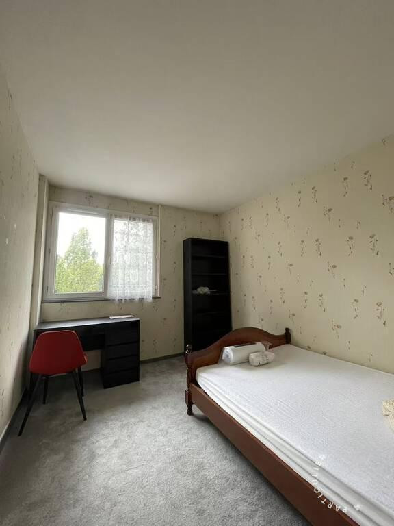 
                                                Colocation
                                                 Chambre dans une colocation 74 m²