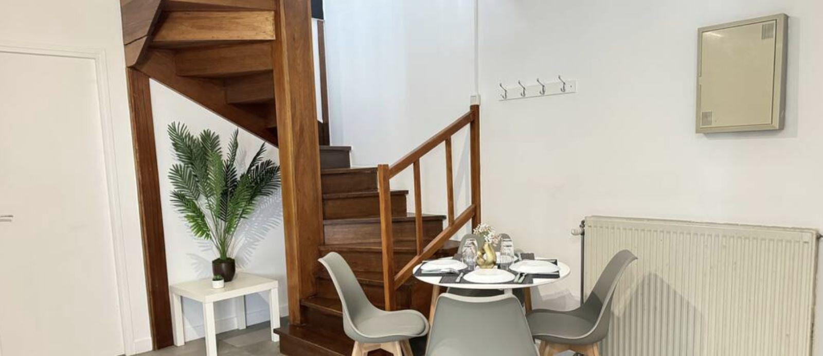 
                                                Location
                                                 Chambre dans une colocation 80 m²