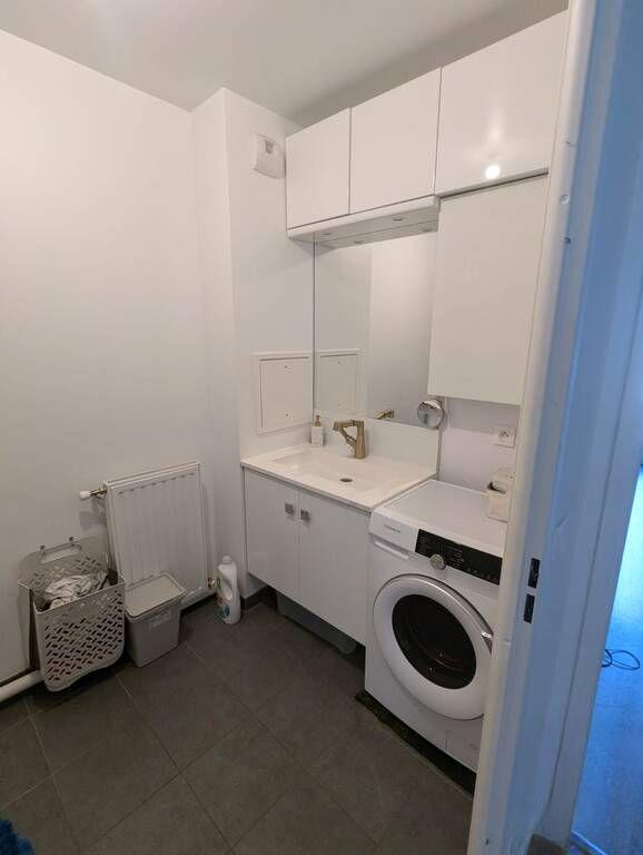 
                                                Colocation
                                                 Chambre dans une colocation 80 m² Villejuif (94800