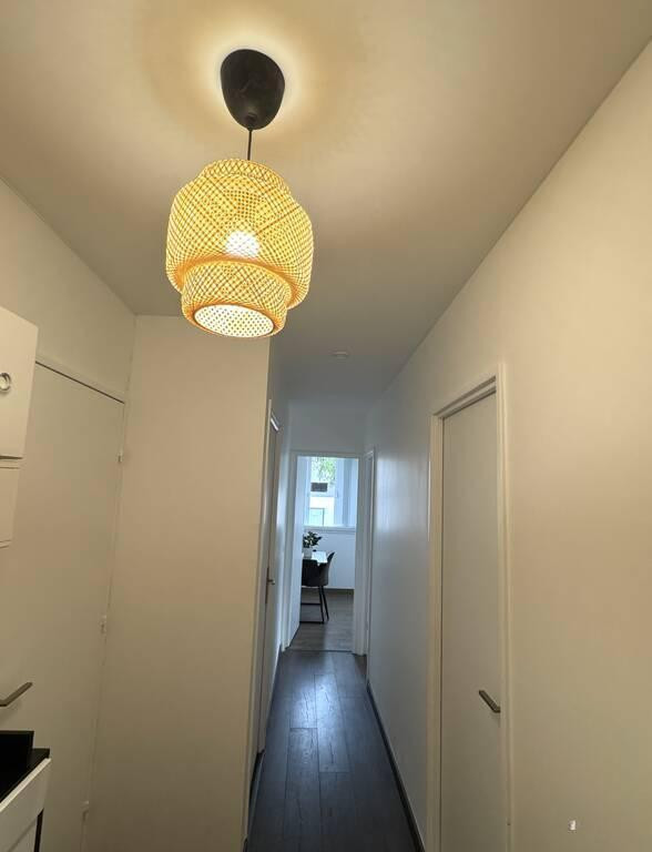 
                                                Colocation
                                                 Chambre dans une colocation 84 m²