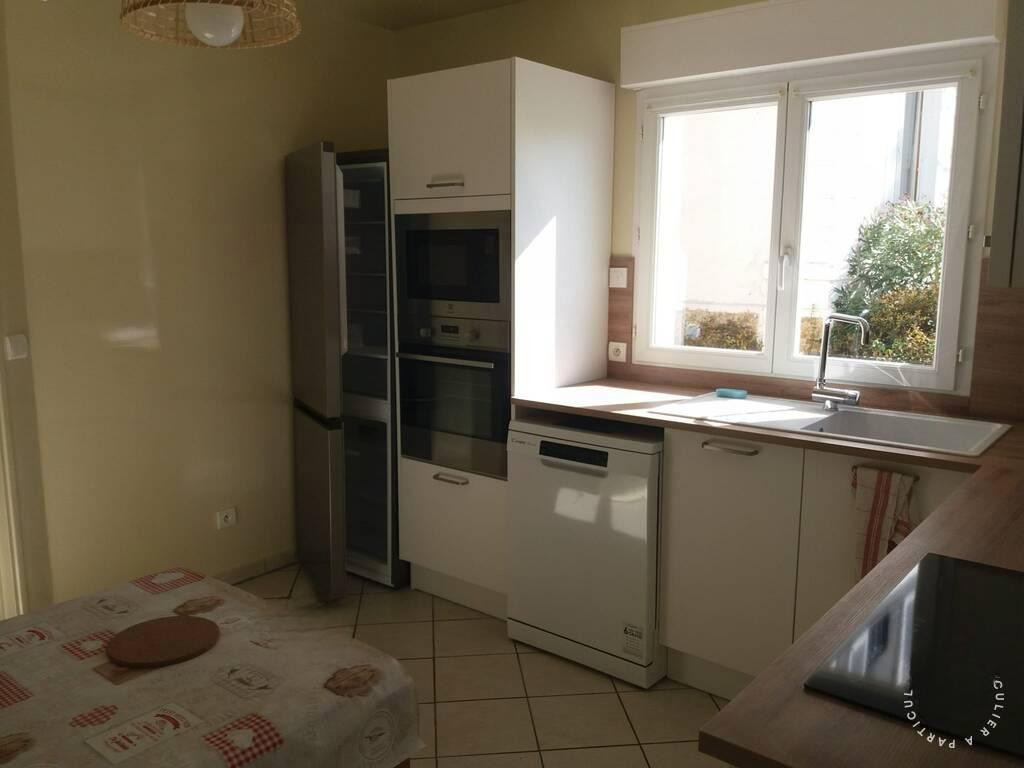 
                                                Colocation
                                                 Chambre dans une colocation 87 m²