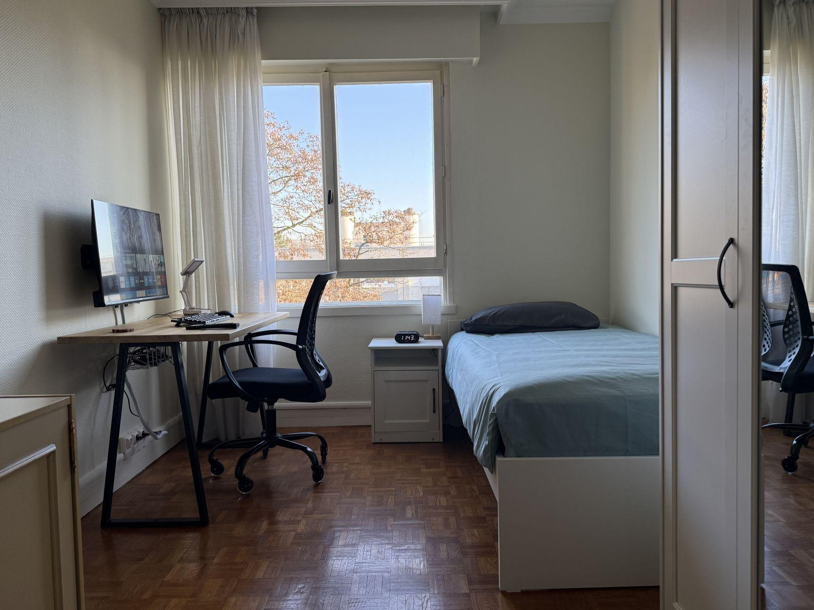 
                                                Colocation
                                                 Chambre de 13m² en coliving tout équipé à Massy