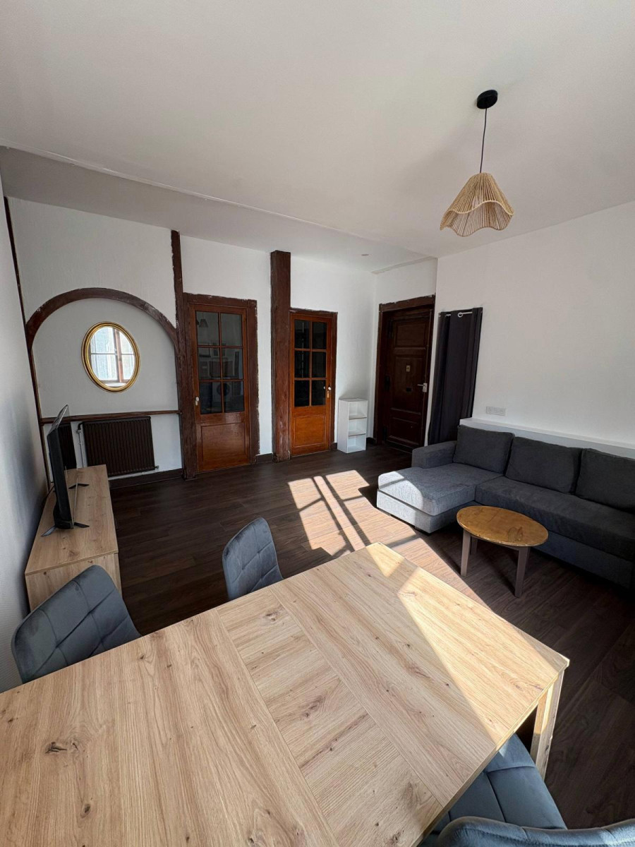 
                                                Colocation
                                                 Chambre de 16,3 m² en colocation Premium