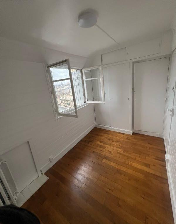 
                                                Location
                                                 Chambre de bonne Versailles