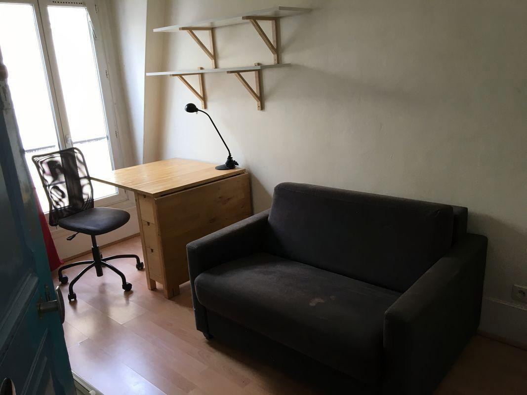 
                                                Location
                                                 Chambre de service à qq min d'Henri IV