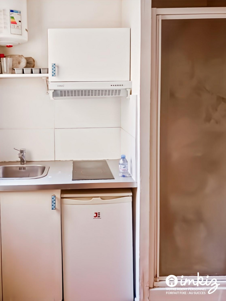 
                                                Vente
                                                 Chambre de service Paris 16ème