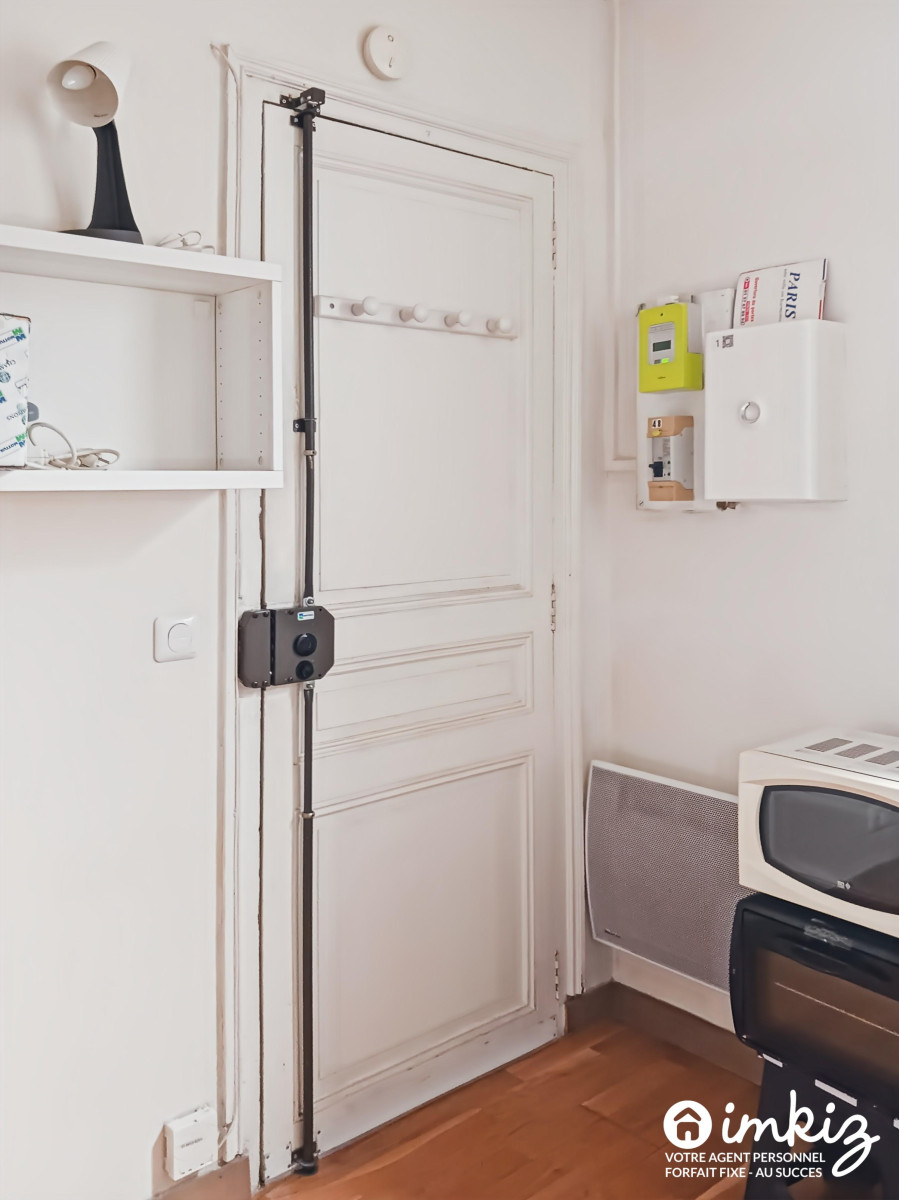 
                                                Vente
                                                 Chambre de service Paris 16ème