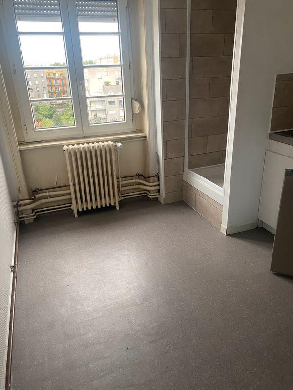 
                                                Colocation
                                                 Chambre d'étudiant La Madeleine Romarin