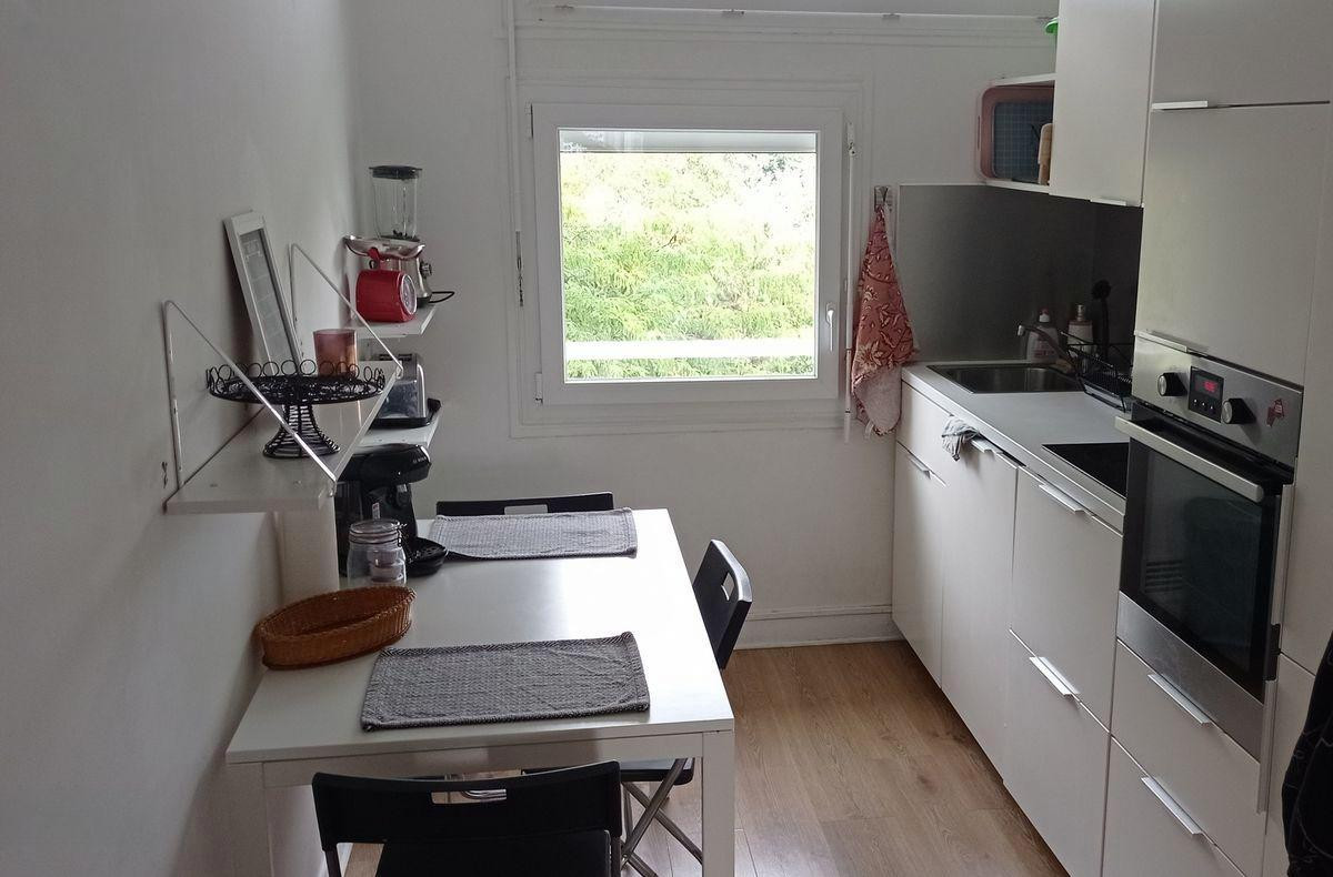 
                                                Colocation
                                                 Chambre dispo dans 4P 78m² lumineux