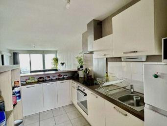 
                                                Colocation
                                                 Chambre dispo dans belle coloc 65m²