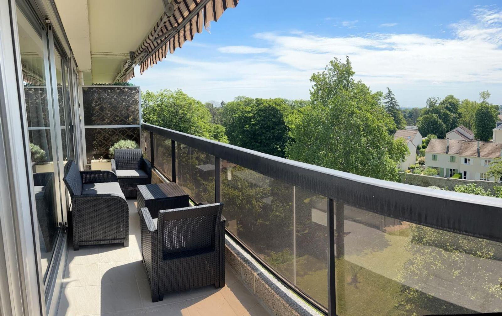 
                                                Colocation
                                                 Chambre dispo dans coloc 78m² avec balcon