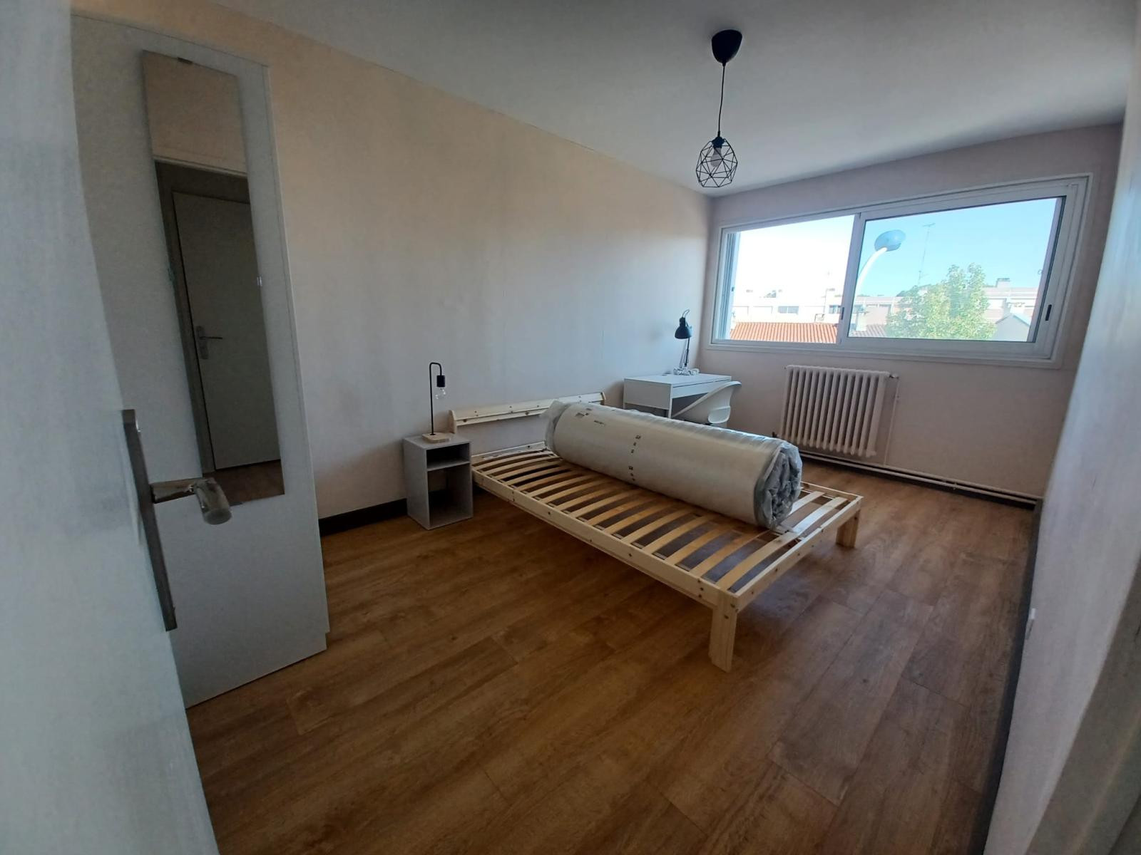 
                                                Colocation
                                                 Chambre dispo dans coloc agréable